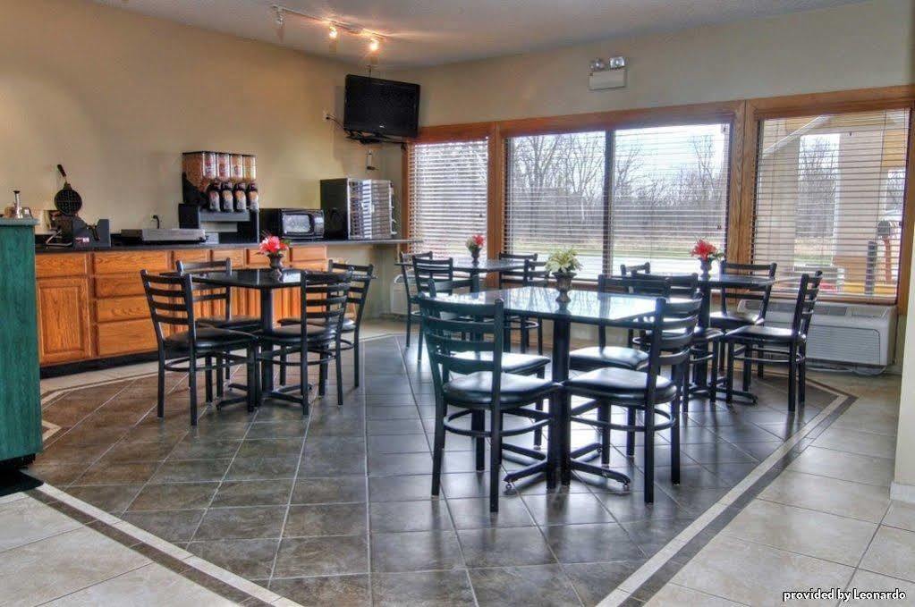 Best Western Crossroads Inn Schererville Restaurante foto